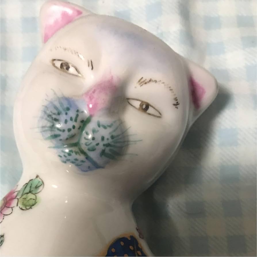 古い有田焼、シノワズリ、猫の置物、アンティーク 古い有田焼、シノワズリ、猫の置物、アンティーク